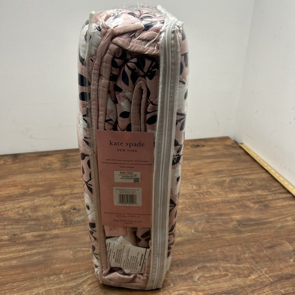 Kate Spade New York Reversible‎ Grand Floral 3pc Quilt Set Full/Queen NIP - Picture 5 of 6